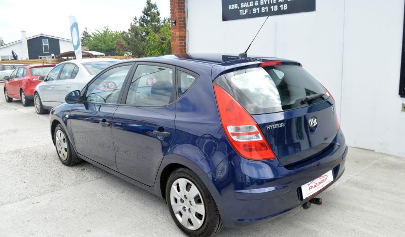 Hyundai i30 1,4 CVVT 109 Comfort 5d full