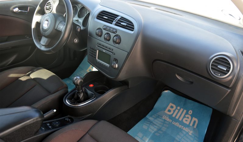 Seat Leon 1,6 Stylance 5d full