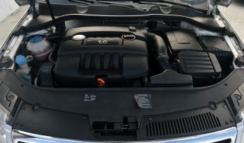 VW Passat 1,6 102 Comfortline 4d full