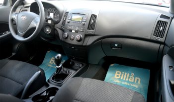 Hyundai i30 1,6 CRDi 90 Comfort Eco 5d full