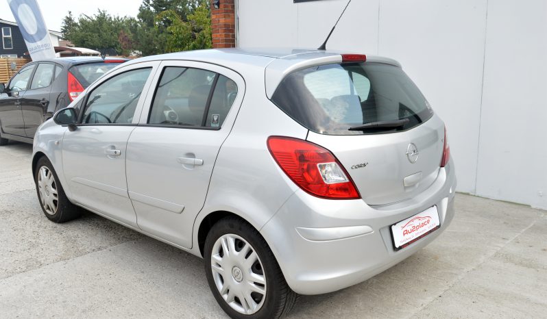 Opel Corsa 1,2 16V Essentia 5d full