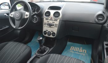 Opel Corsa 1,2 16V Essentia 5d full
