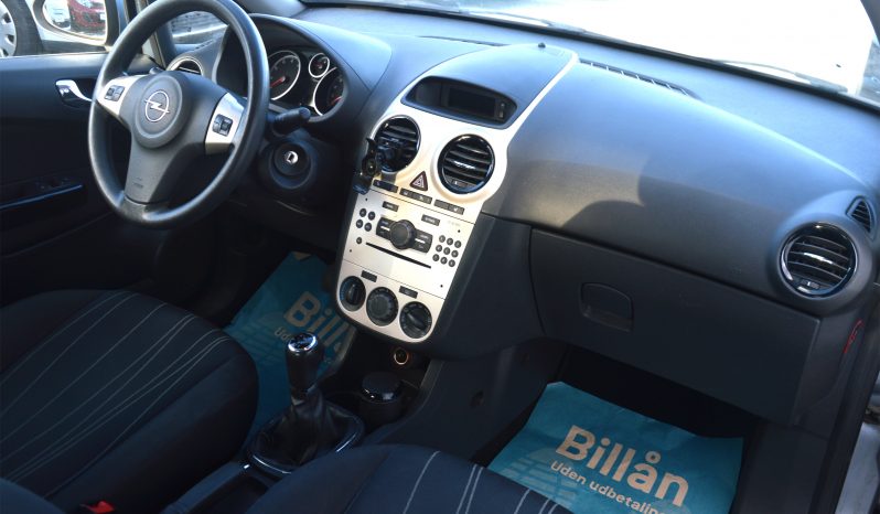 Opel Corsa 1,2 16V Enjoy 3d full