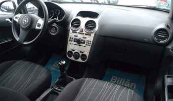 Opel Corsa 1,2 16V Enjoy 5d full