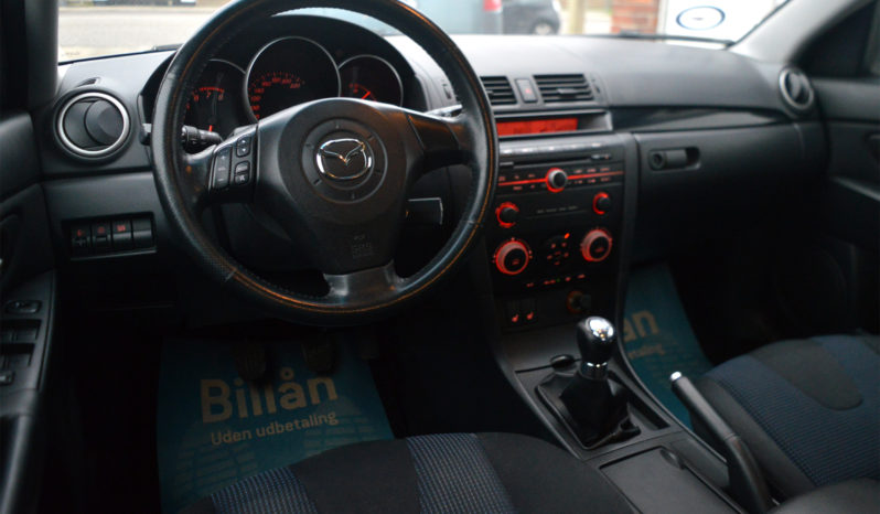 Mazda 3 2,0 4d full