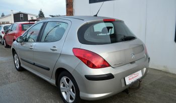 Peugeot 308 1,6 VTi Premium 5d full
