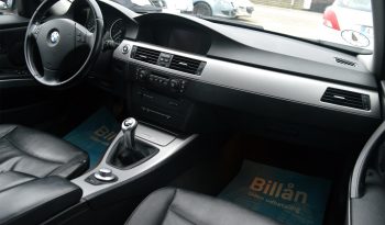 BMW 318i 2,0 Touring 5d full