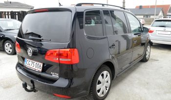VW Touran 2,0 TDi 140 H. DSG BMT 7prs full