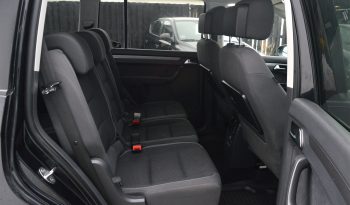 VW Touran 2,0 TDi 140 H. DSG BMT 7prs full