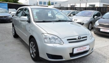 Toyota Corolla 1,6 Terra 5d full