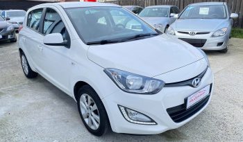 Hyundai i20 1,25 Classic XTR 5d full