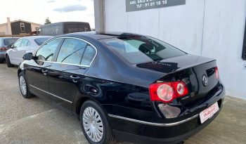 VW Passat 2,0 FSi Comfortline DSG 4d full