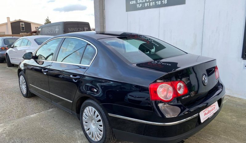 VW Passat 2,0 FSi Comfortline DSG 4d full