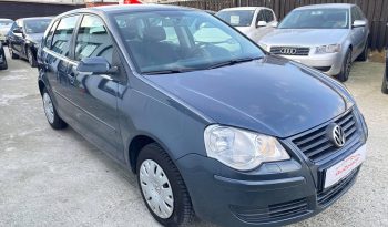 VW Polo Cross 1,6 16V 105 5d full
