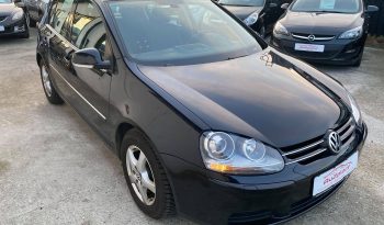 VW Golf V 1,4 TSi 140 Com 5d full