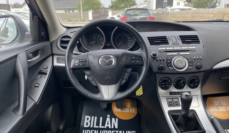 Mazda 3 1,6 Premium 4d full