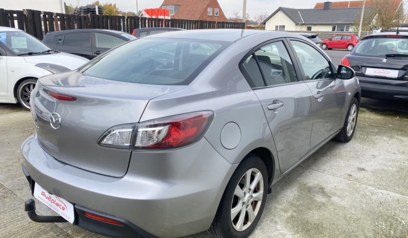 Mazda 3 1,6 Advance 4d full