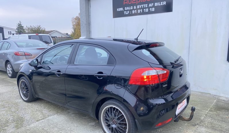 Kia Rio 1,1 CRDi 75 Comfort 5d full