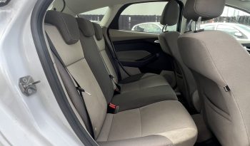 Ford Focus 1,6 5d full