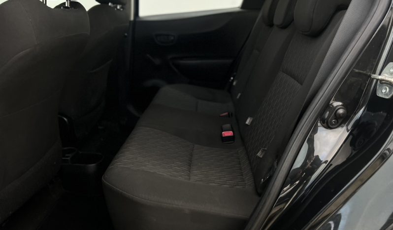 Toyota Yaris 1,0 VVT-i T1 5d full