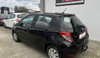 Toyota Yaris 1,0 VVT-i T1 5d full