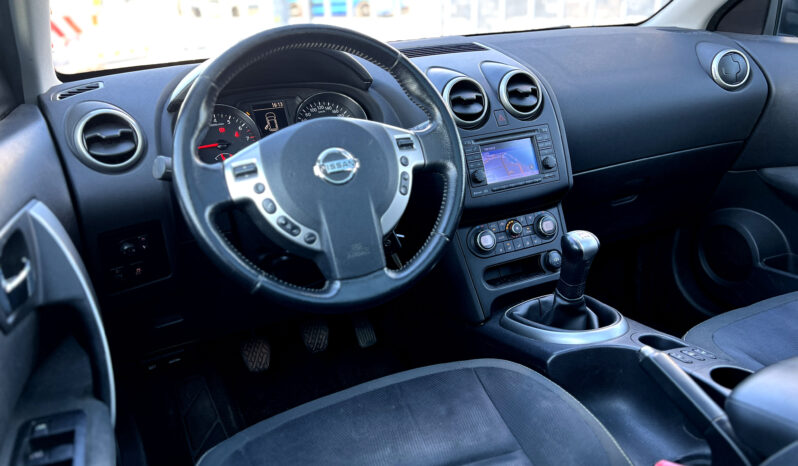Nissan Qashqai 1,6 Tekna 5d full