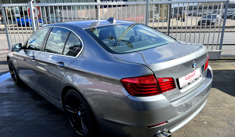 BMW 520d 2,0 aut. 4d full